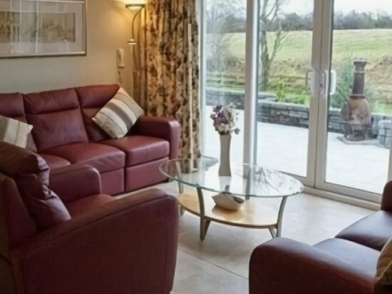 Crowfield House