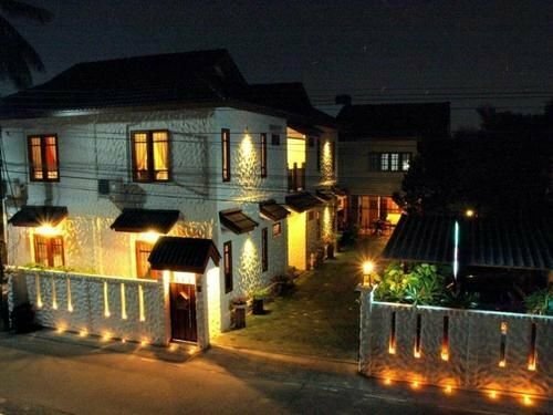 Plumeriahome near Chiangmai Airport, Забронировать Отель Отели провинции Чианг Мая с парковкой, Парковка