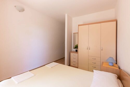 Apartment & Rooms Papa, Забронировать Апартаменты/квартира Отели Конавле с парковкой, Парковка