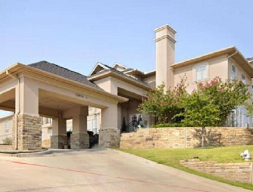 Days Inn & Suites by Wyndham DFW Airport South-Euless, Book Hotel Euless Dallas - Fort Worth Metropolitan Area