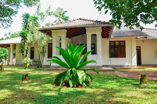 Villa Helvetia, Забронировать Вилла Отели Округа Галле с парковкой, Парковка