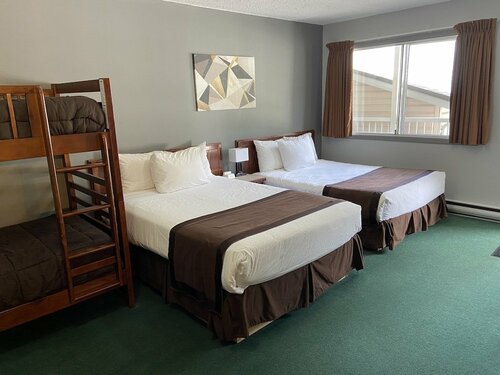 Monashee Lodge, Rezerwuj Mini-hotel Mini-hotele w Kolumbia Brytyjska, Mini-hotel