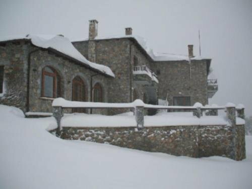 Karyatis Resort, Забронировать Курортный отель Отели Пелопоннеса 3 звезды, 3*