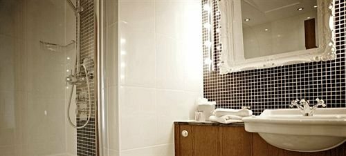 The Drayton Court Hotel, Book Hotel 4-stjernede hoteller i Merseyside, 4*