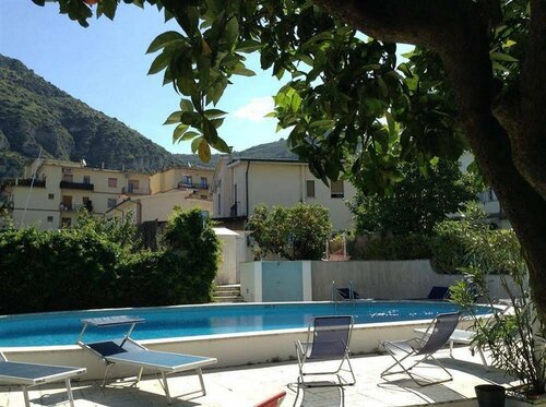 YourHome - Villa Sorrento, Забронировать Вилла Мета Побережье Сорренто