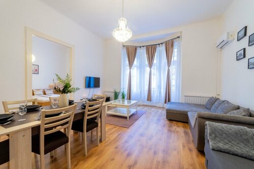 Real Apartments Lovag, Забронировать Апартаменты/квартира 06. Терезварош Будапешт