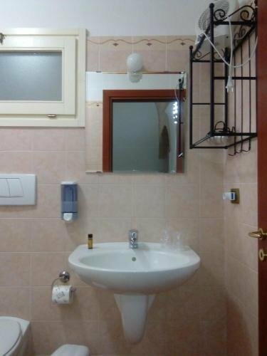 Bed And Breakfast Nelmuro, Забронировать Отель Отели Матера с парковкой, рядом с Palombaro Lungo, Парковка