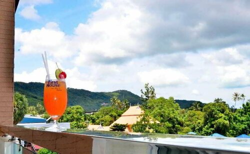 Chaweng Residence, Забронировать Гостевой дом Чавенг Самуи, рядом с Стадион для тайского бокса Petbuncha