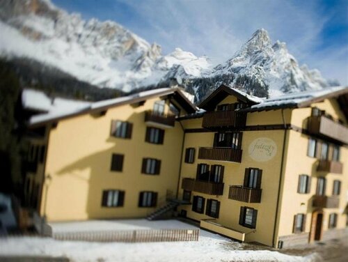 GH Hotel Fratazza, Забронировать Отель Сан-Мартино-ди-Кастроцца Primiero