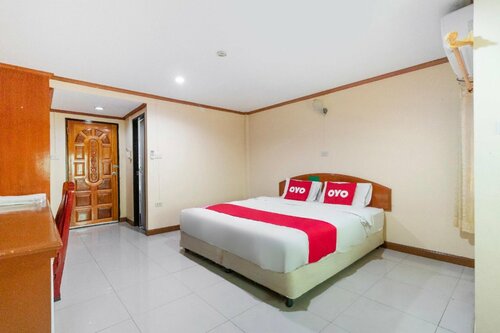 Chaiyaphruk Grand Hotel, Varaa Hotelli Hotellit North-Eastern Thailand pysäköinnillä, Pysäköinti