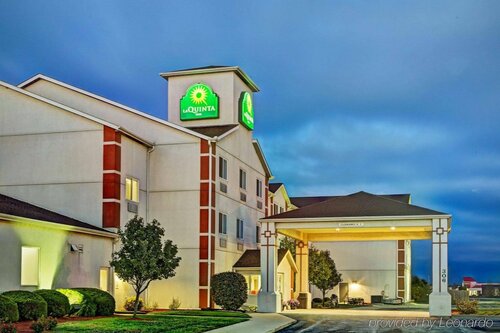 Baymont by Wyndham Auburn, Prenota Hotel Hotel a Indiana con parcheggio, Parcheggio
