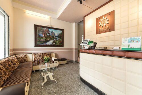 Dalat Holiday Hotel, Забронировать Отель Далат Ламдонг, рядом с Площадь Лам Вьен