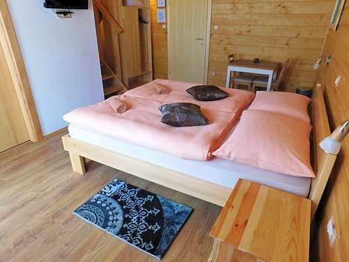 House Sara 2, Забронировать Отель Отели Раковица с бассейном, Бассейн