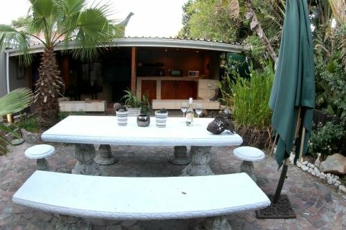 The Buddha Garden, Забронировать Отель Milnerton 