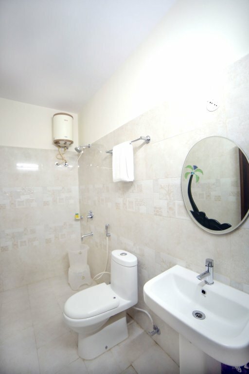 Fabhotel Pearl City