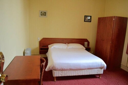 Grand Hotel De La Gare, Κράτηση Ξενοδοχείο Εβρέ Eure