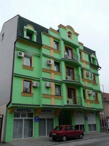 Hotel Garni Rimski, Забронировать Отель Отели Нови-Сад с завтраком, рядом с Novi Sad Synagogue, Завтраки