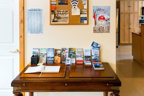 Talkeetna Hideaway, Забронировать Гостевой дом Талкитна штат Аляска, рядом с Галерея Aurora Dora