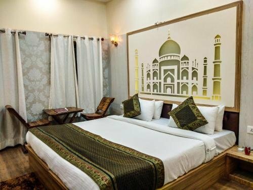 Dwivedi Hotels Sri Omkar Palace, Забронировать Отель Отели Варанаси 3 звезды, 3*