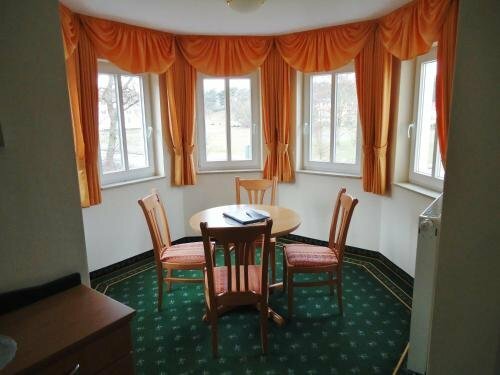 Hotel Dünenschloss, Забронировать Отель Остзебад-Карлсхаген Узедом