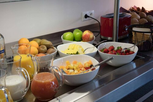 Mezzo Hotel & Business, Забронировать Отель Беринген Limburgse Kempen