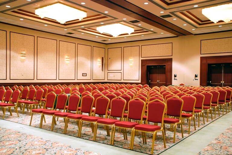 Aerostar Hotel