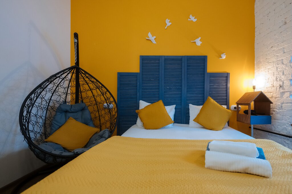 Ptitsa-Sinitsa Hotel