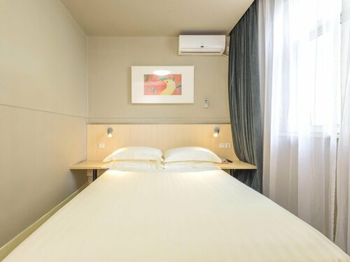 Jinjiang Inn Liuzhou Bubugao Square North Station, Prenota Hotel Liuzhou Guangxi