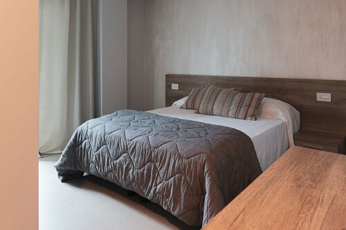 Civico 29 rooms, Забронировать Отель Пескьера-дель-Гарда Garda Veneto, рядом с Pederzoli Hospital