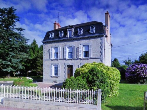 La Datiniere, Rezervați Bed and Breakfast Parigny Basse-Normandie
