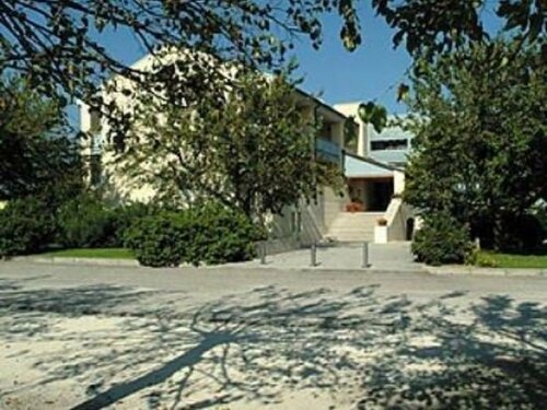 Hotel Ristorante Primavera, Забронировать Отель Годега-ди-Сант’Урбано 