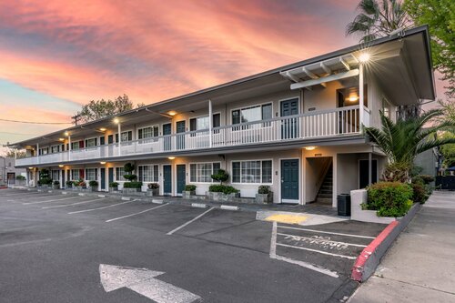 Best Western Town House Lodge, Reserva ahora Hotel Modesto California