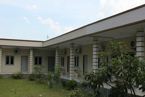 Penginapan Transit Tomato, Rezerwuj Hotel Patumbak Dua 