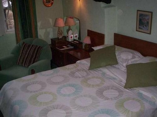 The Copper Kettle, Prenota Bed & breakfast Hotel a Carnforth con parcheggio, Parcheggio