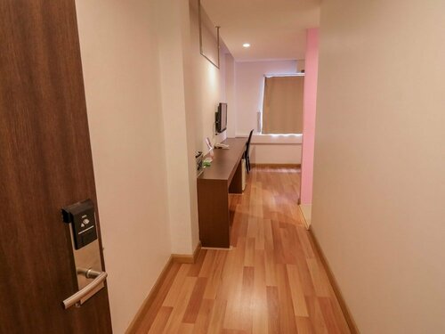 Nida Rooms Saladaeng 130 Silom Walk, Забронировать Отель Отели Банга Рака с парковкой, Парковка