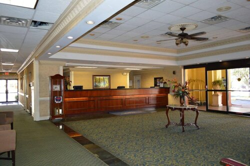 Howard Johnson Plaza Altamonte Springs - Orlando North, Rezerwuj Hotel Altamonte Springs North Orlando