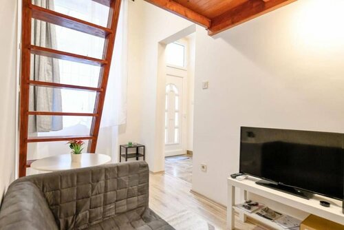 Cosy studioflat in downtown Bp, Hársfa str, Забронировать Апартаменты/квартира Будапешт Центральная Венгрия