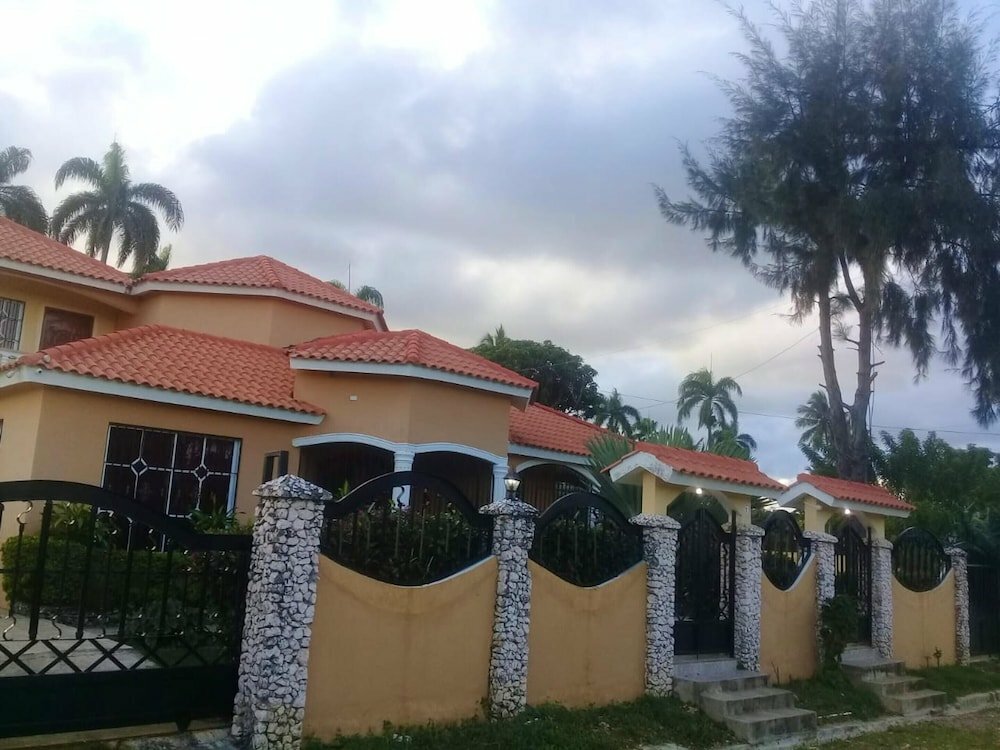 Elegant Villa in Nagua with Private Pool and Jacuzzi