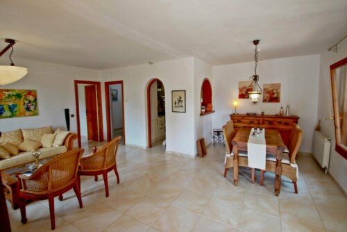 Crisuli in Moraira with 2 bedrooms and 2 bathrooms