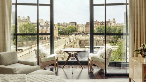 Cheval Blanc Paris & Dior Spa Cheval Blanc Paris, Забронировать Отель 1-й округ: Лувр Париж