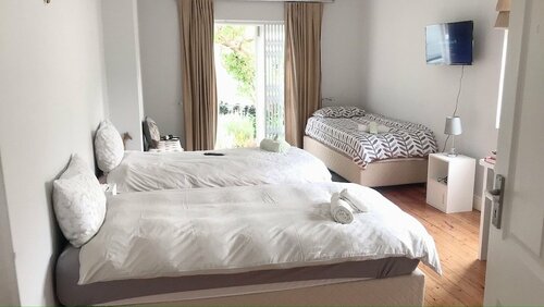 T House, Забронировать Отель Отели Кейптауна с парковкой, Парковка