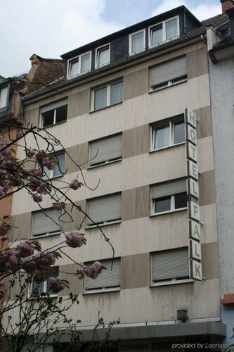 Hotel Falk, 예약 호텔 Bockenheim an der Weinstrasse 프랑크푸르트
