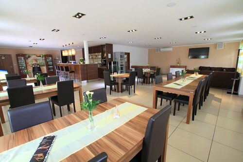 Slunečný Penzion, Prenota Hotel Hotel a Moravia meridionale con parcheggio, Parcheggio