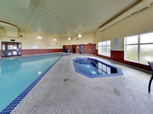 Holiday Inn Express Hotel & Suites - Edmonton International Airport, Book Hotel Nisku Central Alberta