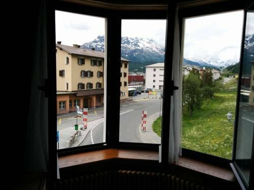 Hotel Terminus, Boek Hotel Samedan Upper Engadin