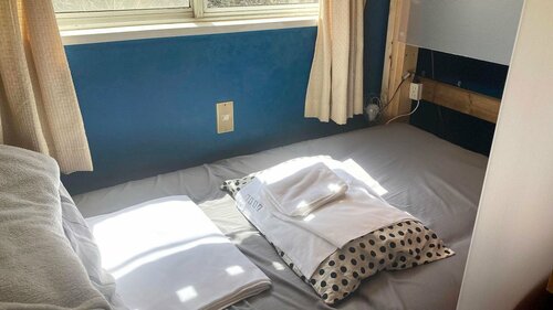 Bellscabin Guesthouse, Забронировать Гостевой дом Недорогие отели Каруидзава, рядом с Karuizawa Kogen Church, недорого