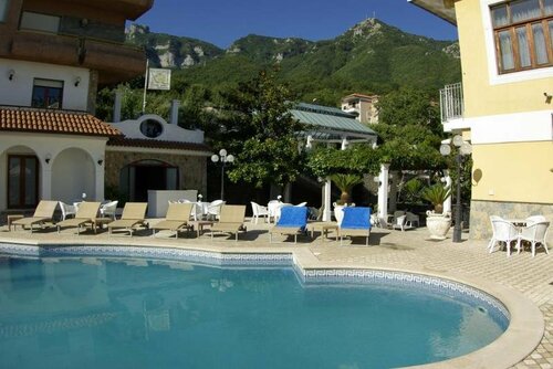 Hotel S.Angelo, Book Ferieresort Pimonte Campania