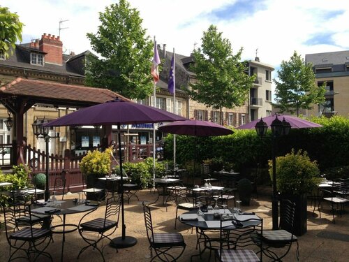 La Truffe Noire, Rezervasyon Otel Brive-la-Gaillarde Correze