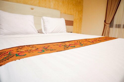 Grand mansion hotel, Buchen Sie Hotel Blitar Jawa Timur