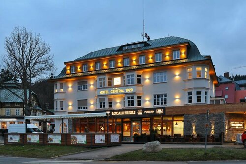 Hotel Central 1920, Забронировать Отель Отели Шпиндлерув-Млин с завтраком, рядом с Горнолыжный подъемник «Хармони», Завтраки